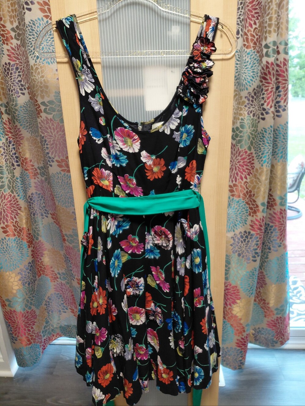 Anthropologie Scoop Neck Sleeveless Moulinette Soeurs Aster Black Floral Dress